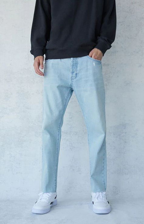 Light Denim Jeans Outfit, Denim Jeans Outfit Men, Aesthetic Jeans Outfit, Loose Jeans Outfit, Blue Denim Jeans Outfit, Blue Jeans Outfit Men, Light Blue Jeans Outfit, Denim Pants Outfit, Aesthetic Jeans