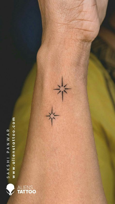 Star Tattoos For Men, Aliens Tattoo, Tattoo Design For Women, Small Star Tattoos, Star Tattoo Designs, Alien Tattoo, Star Tattoo, Small Hand Tattoos, Unique Tattoo Designs