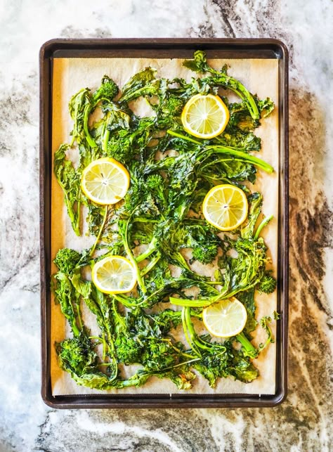 Brocoli Rabe Recipes, Rapini Recipes, Broccoli Rabe Recipe, Side Dishes For Salmon, How To Make Broccoli, Roasted Vegetable Recipes, Broccoli Rabe, Roasted Broccoli, Veggie Side Dishes