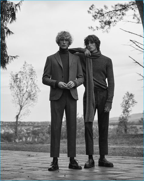 Sven de Vries and Joep Van de Sande channels 70s style in fall fashions from Mango Man. Lookbook Editorial, Men Standing, October Autumn, Male Pose Reference, Male Models Poses, Portrait Photography Men, Mens Editorial, Men Photoshoot, Men Photography