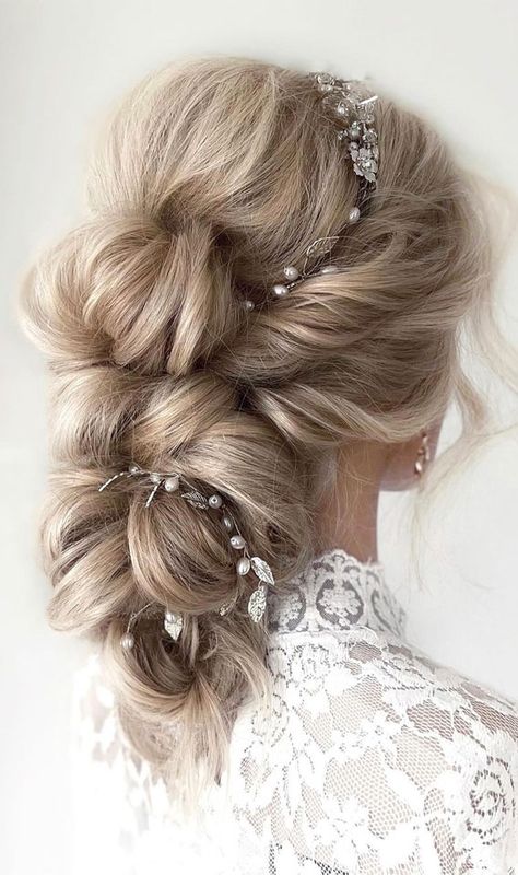 Brides Updo Hairstyles, Braid Upstyle, Brides Updo, Enchanting Hairstyles, Bridal Hairstyle Ideas, Wedding Updo Hairstyles, Beige Blonde Hair, Hairstyle Bridal, Blonde Updo