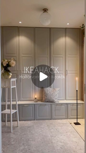 Bodbyn Ikea, Hall Inspiration Ikea, Narrow Hallway Storage, Hall Storage Ideas, Ikea Metod Hack, Metod Ikea Hack, Ikea Hacks Storage, Ikea Hall, Ikea Bodbyn