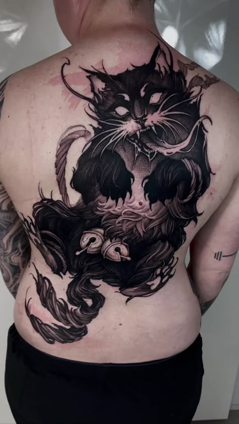 #cattattoo #darkart #polandtattoos #kwadron #thedarkestwork #cheyenne_tattooequipment #kittycat #cat #bakeneko #monstercat #devil #catlover #cats_of_world Bakeneko Tattoo, Devil Cat Tattoo, Dark Cat Tattoo, Cat Back Tattoo, Egyptian Cat Tattoo, Devils Tattoo, Unique Best Friend Tattoos, Bff Tattoo Ideas, Kitty Tattoos