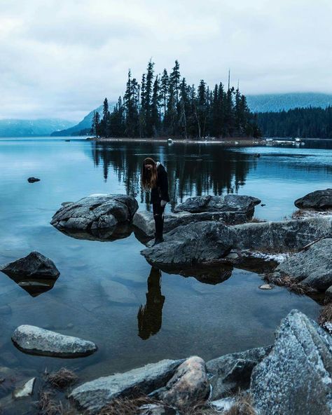 . Lake Wenatchee, Wenatchee Washington, State Park Camping, Washington State Parks, Hiking Spots, Hiking Destinations, Lake Landscape, Solo Female Travel, Cool Landscapes