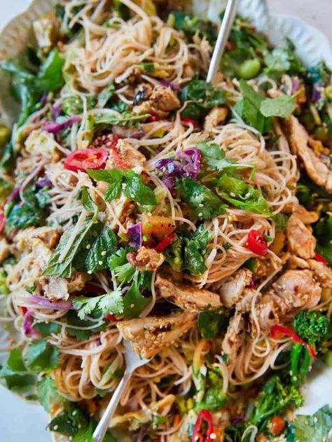 Satay Chicken Recipe, Chicken Noodle Salad, Jamie Oliver Chicken, Chicken Satay Recipe, Satay Recipe, Satay Chicken, Noodle Salad Recipes, Salad Greens, Jamie Oliver Recipes