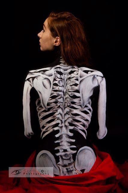 Skeleton body paint Full Body Skeleton Paint, Skeleton Body Painting, Halloween Body Painting, Body Painting Pictures, Sally Halloween Costume, Body Painting Festival, Skeleton Body, Painting Teacher, Halloween Graveyard