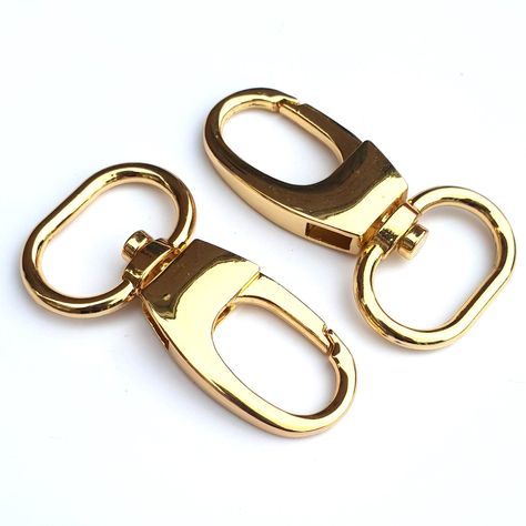 Swivel Hooks and bag making hardware   Handbag Hardware   Metalwork and handles for bagmaking  Fabulous quality hardware in the UK from Spencer Ogg Sewing Patterns Bag Accessories Diy, Accessory Design, Handbag Hardware, Bag Hardware, Diy Leather Bag, Leather Craft Tools, Bts Art, Purse Hardware, Embroidery Bags