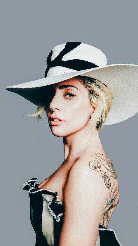 Lady Gaga Joanne, Lady Gaga Fashion, Lady Gaga Photos, Lady Gaga Pictures, Adam Sandler, A Star Is Born, Ellen Degeneres, Will Turner, Justin Timberlake