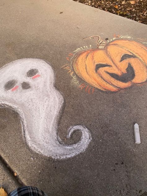 Chalk Art, Holidays Halloween, Halloween Treats, Chalk, Halloween, Quick Saves, Art