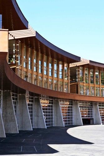 Bergen Fire station / STEIN HALVORSEN AS sivilarkitekter MNAL Fire Strategy Architecture, Modern Fire Station, Fire Station Floor Plan, Fire Station House, Fire Station Architecture Design, Clinker Brick, Hotel Exterior, Steel Trusses, Fire Equipment