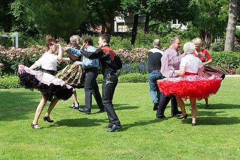 2. The Square Dance is Washington's Official State Dance. Washington State Flag, 10 Fun Facts, Square Dance Dresses, Vashon Island, Evergreen State, Country Dance, Square Dance, Traditional Dance, Square Dancing