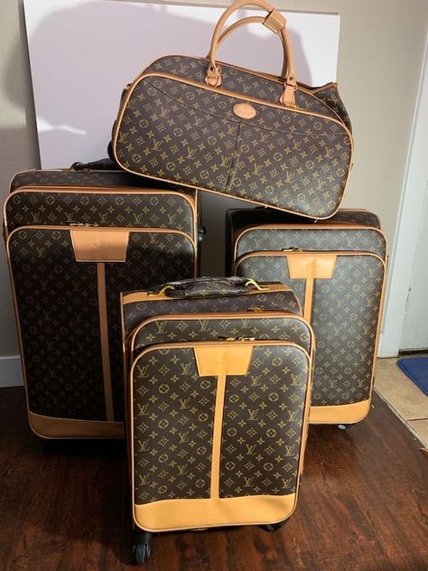 Louis Vuitton Luggage Set, Luggage Sets Cute, Luxury Luggage Sets, Louis Vuitton Suitcase, Travel Luggage Set, Luxury Luggage, Cute Luggage, Stylish Luggage, Louis Vuitton Luggage