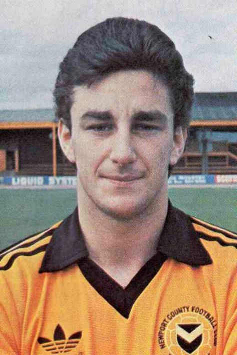 John Aldridge of Newport County in 1980. Newport County, Football Photos, Retro Football, Liverpool Fc, Newport, Liverpool, England, Football, American Football