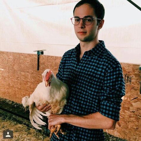 Zach Kornfeld // Buzzfeed Zach Kornfeld, Try Guys, Smosh, Buzzfeed, Youtubers, Books, Quick Saves