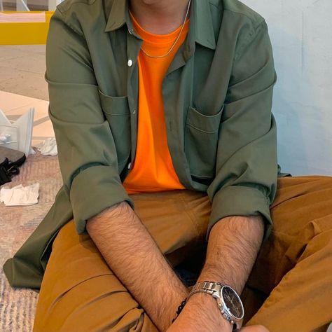 Orange And Green Outfit Men, Shaggy Outfit, Orange And Purple Outfit, Orange And Green Outfit, Men Style Aesthetic, Goofy Character, Man Fashion Style, Tan Outfit, References Drawing