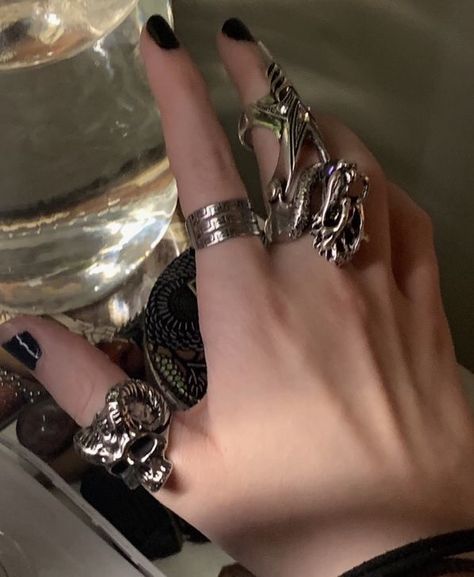 Women Hands With Rings, Masc Rings Aesthetic, Emo Rings Aesthetic, Edgy Jewelry Rings, Alt Rings, Dark Satanic, Hands With Rings, Cardan Greenbriar, Rings And Necklaces