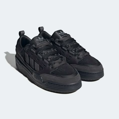 Adidas Adi2000, Best Sandals For Men, Black Nike Sneakers, All Black Shoes, Black Shoes Men, Fresh Shoes, Hype Shoes, Adidas Sneaker, Aesthetic Shoes