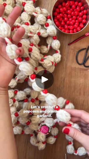 Popcorn Garland Crochet Free Pattern, Crochet Popcorn Garland, Cranberry Garland, Crochet Popcorn, Garland Crochet, Popcorn Garland, Crochet Patterns Free, Free Crochet Patterns, Crochet Tutorial