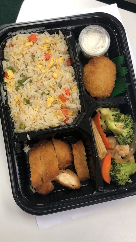 Lunch Box Aesthetic, Lunch Platter, Healthy Eating Meal Plan, Diet Sehat, Rice Box, Resep Diet, Makanan Diet, Lunch Recipes Healthy, Lunch Box Recipes