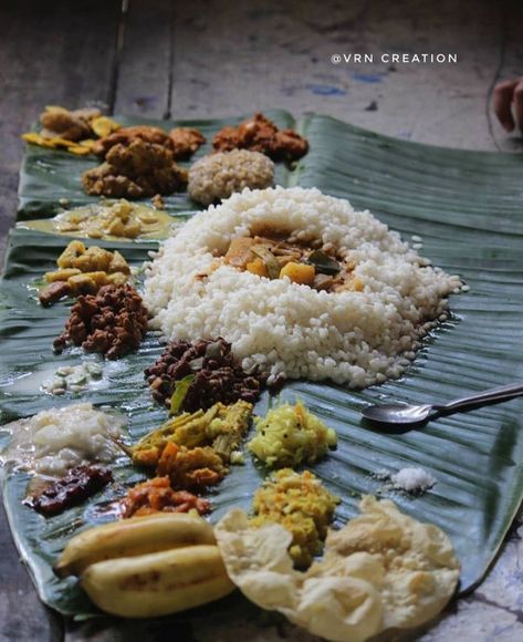 Sadhya Photography, Onam Sadhya Photography, Onam Sadhya, Banana Leaf, Bird Art, Photography Ideas, Festival, Photography