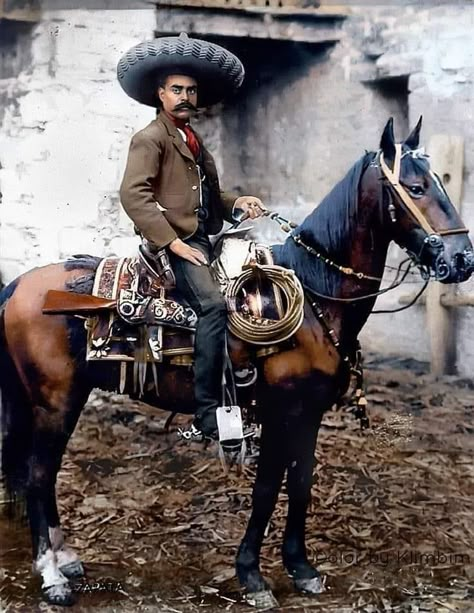 Clint Eastwood Cowboy, Mexican Heroes, Mexican American Culture, Tiger World, Mexican Artwork, Mexican People, Traditional Mexican Dress, Chicano Love, Mexican Revolution