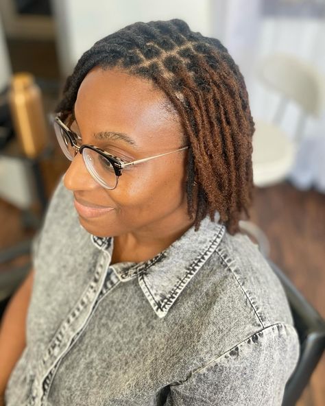 How are you maintaining your locs? Interlock, crochet, or comb retwist. • • I offer interlock & retwist for my Colorful Crew 🎨 and why is it beneficial for them? 🌿 Interlock can last up to 3 months depending on the client and their growth 🌿 No unraveling, so you can shampoo as often as needed. Especially if you’re active or have a scalp condition. 🌿 Less product usage. After the 3 step cleanse, we’re only using oil for this service so it’s lightweight and flowing, with minimal to no buildu... Comb Retwist, Interlock Crochet, Traditional Locs, Loc Maintenance, Scalp Conditions, The Client, Locs, The 3, 3 Months