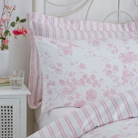 Charlotte Thomas Amelie Set in Pink from WorldStores: Everything For The Home