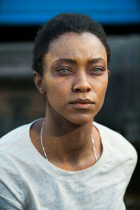 Sasha Walker Walking Dead Makeup, Walking Dead Zombie Makeup, Sasha Williams, Dead Makeup, Walking Dead Zombies, The Day Will Come, Dead Memes, Zombie Walk, Dead Zombie