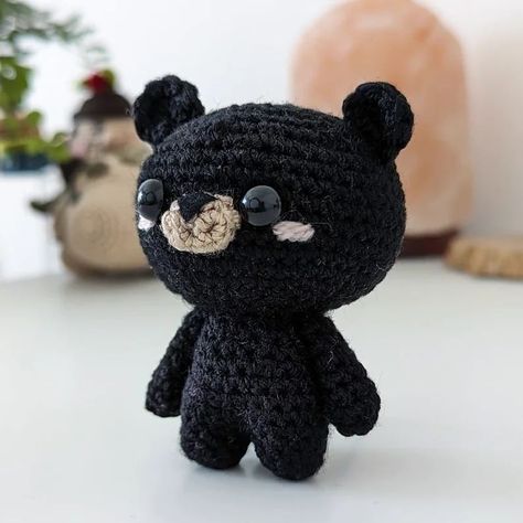 Baby Bear has a new buddy, meet the Black Bear for the Trash Gang Cottage Critters! 🐻🖤 What should his name be? Pattern by me @cottageandcocrochet It's crazy how much my tension has changed since first making this pattern! Baby Bear looks so big 🐻 I love how the black makes the cheeks look so rosy 💕 #crochet #amigurumi #amigurumilove #fiberart #crochetcommunity #artistsupportartists #artsupport #cottagecritters🐾 #patternrelease #crochetpattern #crochetbear Black Crochet Amigurumi, Black Bear Crochet, Black Amigurumi, Crochet Totoro, Trash Gang, Black Teddy Bear, Crochet Inspo, Crochet Bear, Pattern Baby