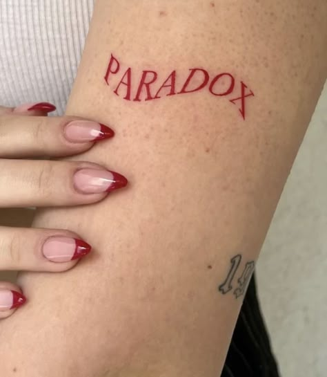 Tattoo Ideas For Couple, Paradox Tattoo, Tattoo For Man, Tattoos Life, Tattoo Ideas For Couples, Tattooed Hands, Tattoos Feminine, Tattoos Placement, Tattoo Healing