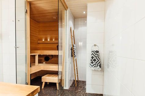 Sauna Bathroom Design, Building A Sauna, Sauna Kits, Wood Burning Heaters, Infrarot Sauna, Sauna Kit, Dry Sauna, Portable Sauna, Salt Room