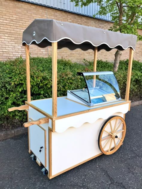 Ice Cream Carts, Korean Ice Cream, Coffee Booth, Appetizer Display, Old Fashioned Ice Cream, Ice Cream Stand, Small Coffee Shop, Frozen Yogurt Shop, Food Cart Design