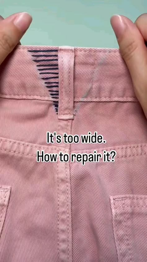 Fixing Clothes, Clothing Repair, Clothing Alterations, Mending Clothes, Diy Clothes Hacks, Sewing Tricks, Clothes Life Hacks, Clothes Hacks, Upcycle Sewing