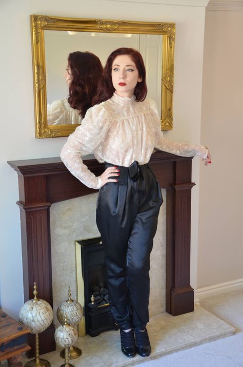 Edwardian Blouse Pattern, Lace Blouse Patterns, Modern Victorian Fashion, History Bounding, Edwardian Blouse, Academia Clothing, Diy Fashion Projects, Leg Of Mutton Sleeve, Clothing Aesthetic