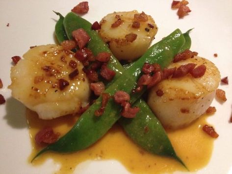 Pan Seared Scallops with Pancetta and Orange Vermouth Sauce | Fresh Foodie Mama Vermouth Sauce, Pan Seared Scallops, Pole Beans, Scallops Seared, Vermouth, Fun Dinners, Eggs Benedict, Fish And Seafood, Sauce Recipes