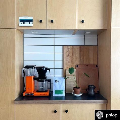 Mike on Instagram: "—— Person: @phlop Place: Canada 🇨🇦 Product Feature: Technivorm Moccamaster KBGV Select @moccamasterusa Beauty in the simple. — 🛋️ That warm mid-century modern aesthetic. — 🚇 Clean and streamlined cabinetry around a classic subway tile-esque backsplash. — 👹 A tried and true brew monster that not only fits the design of the space; it simply makes a great pot of coffee too. Coffee Bar Thought 💭 ➥ As much as we all love seeing those bars packed full of all the latest e Mcm Coffee Bar, Coffee Bar Nook, Bar Nook, Brew Bar, Coffee Area, Coffee Stations, Mid Century Modern Aesthetic, Home Coffee Stations, Aesthetic Clean