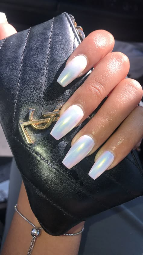 Unicorn White Nails, White Unicorn Nails, Ongles Gel French, Unicorn Nails Designs, Neutral Nail Art, Unghie Sfumate, French Tip Nail Designs, Unicorn Nails, Fancy Nails Designs