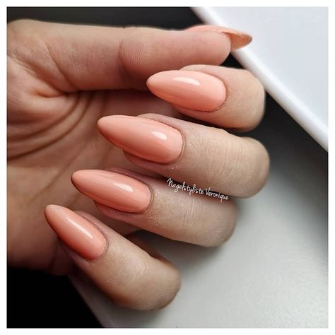 LoveNess Nail Products “Feeling Peachy with #LoveNess 'Hot Peach' 🍑🔥 ° #LVS Www.bibisnaildesign.com Peach Nude Nails, Peach Manicure, Peach Colored Nails, Feeling Peachy, Natural Acrylic Nails, Peach Nails, Almond Nails Designs, Nail Products, Nails Only