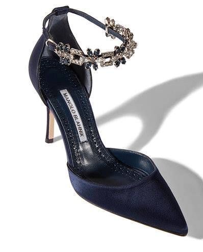 MANOLO BLAHNIK Classy Footwear, Grad Shoes, Manolo Blahnik Sandals, Heels Aesthetic, Manolo Blahnik Heels, Shoes Heels Classy, Heels Classy, Manolo Blahnik Shoes, Fashion Heels