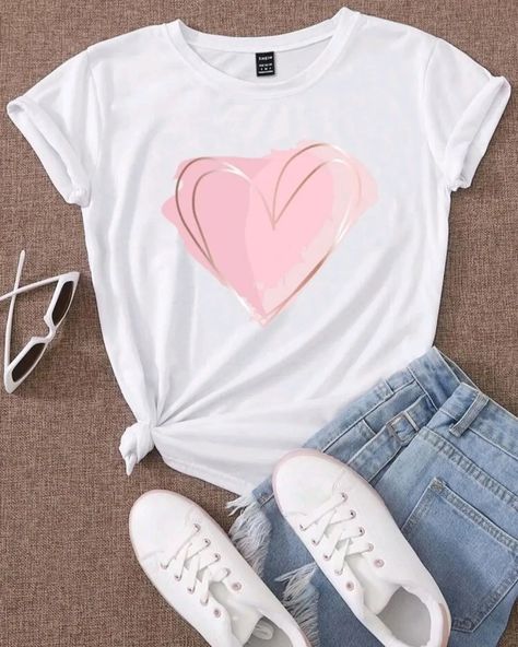 #ropabella | Instagram Printed Tee Women, Cheap Women's Heart Print T-shirt, Spring Multicolor Heart Print T-shirt, Casual Valentine's Day T-shirt With Heart Graphic, Pink Heart Print T-shirt For Valentine's Day, Casual Heart Print T-shirt For Valentine's Day, Women Wholesale, Ladies Tee Shirts, Print Tee