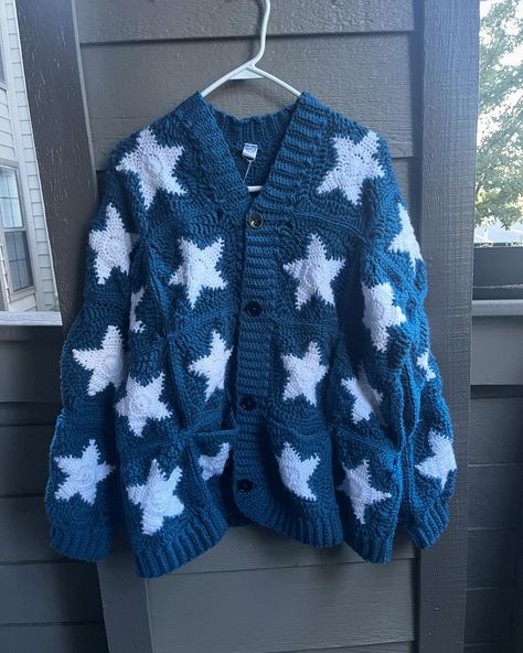 🪡 Coraline Inspired Cardigan 🪡 — I was given the honor of making a Coraline inspired cardigan for a friend. I am so proud of how it came out that even I didn’t want to give it to the owner when I was done 😅 I utilized Caron’s One Pound in the color way Ocean, alongside Caron’s Simply Soft Party in the color way Snow. It took approximately 10-15 hours to make. — Order on my Etsy! https://varietystudiocrafts.etsy.com — • • • • • • • • • • • • #crochet#smallbusiness#crochetsmallbusiness#hand... Coraline Sweater Crochet, Crochet Star Cardigan, Coraline Sweater, Crochet Coraline, Crochet Stars, Sweater Crochet, One Pound, Coraline, So Proud