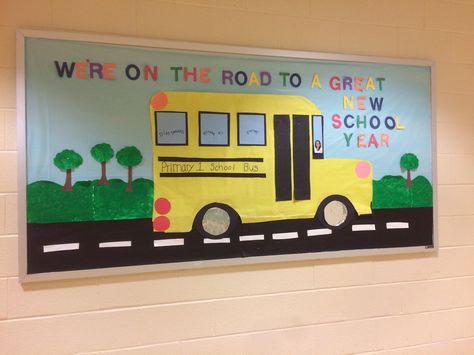 School Bus Classroom Decoration, School Bus Bulletin Board Preschool, Back To School Bus Bulletin Board, Energy Bus Bulletin Board, Bus Door Decoration, Bus Bulletin Board Ideas, Beginning Of School Year Bulletin Boards, School Bus Bulletin Board, Bus Bulletin Board