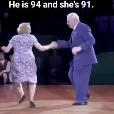 Age is just a number [Video] | Cute funny baby videos, Funny babies, Dance choreography videos Awesome Dance Videos, Ge Aldrig Upp, Couples Dancing, Mobile Wedding, Age Is Just A Number, Old Couples, Cool Dance Moves, Dance Classes, Rock Lee