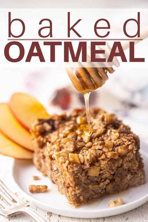 Easy Baked Oatmeal Recipe: Serves a crowd & tastes like a soft oatmeal cookie! #bakedoatmeal #bakedoatmealrecipes #bakedoatmealrecipesbreakfast #bakedoatmealcasserole #bakedoatmealapple #oatmealrecipes #oatmealrecipesbreakfast #oatmeal #breakfastcasserole #breakfastideas #breakfast #breakfastrecipes Baked Oatmeal Casserole, Baked Oatmeal Recipes Breakfast, Easy Baked Oatmeal, Soft Oatmeal Cookies, Oatmeal And Eggs, Baked Apple Oatmeal, Baked Oatmeal Recipe, Baked Oatmeal Recipes, Oatmeal Recipe