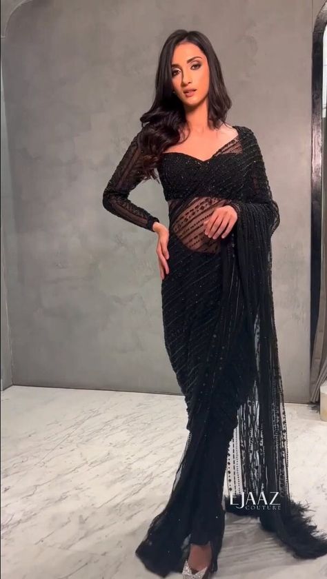 Black Net Saree, Saree Party Wear, Saree With Belt, Sequence Saree, Saree Wearing Styles, Sequence Embroidery, Lace Saree, Fancy Sarees Party Wear, Usa Women