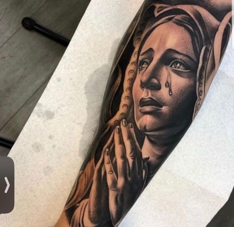 Praying Mary Tattoo, Mama Mary Tattoo Design Black And Grey, Money Arm Tattoos, Virgin Mary Tattoo Sleeve, Virgin Mary Tattoo Forearm, Virgin Mary Tattoo Design, Europe Tattoo, Madonna Tattoo, Tato Realis