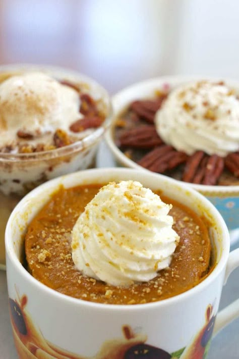 Did you know you could make a Holiday Pie in the Microwave? try my Pumpkin, Apple, & Pecan Pies made in minutes Pecans Cookies, Vanilla Salt, Apple Pecan Pie, Microwave Mug Recipes, Cookies Pumpkin, Microwave Mug, Fall Pies, Vegetarian Cookies, Pecan Pies