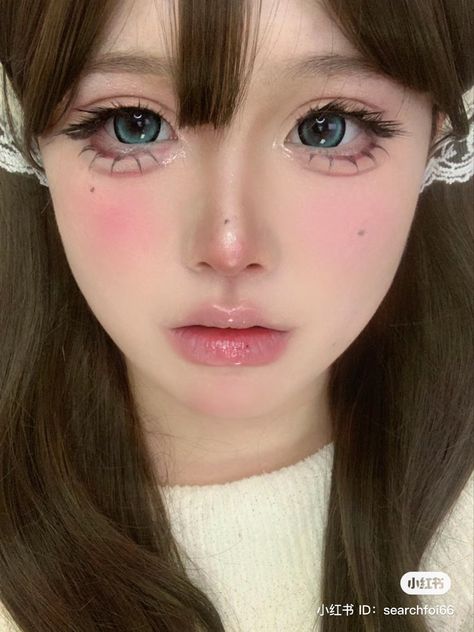 Douyin Cosplay Makeup, Asian Doll Makeup, Dollette Makeup, Cute Doll Makeup, Layout Makeup, Helloween Wallpaper, Doll Eye Makeup, Kawaii Makeup, Ethereal Makeup