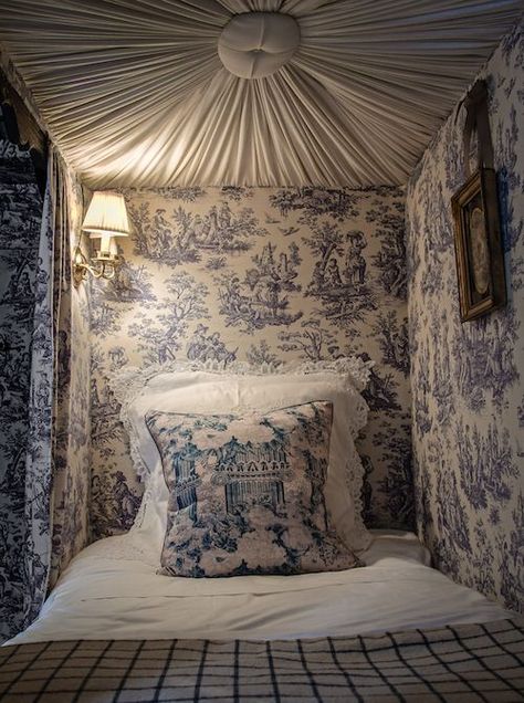 Blue And White Victorian Bedroom, Blue Toile Wallpaper Bedroom, Light Blue Toile Wallpaper, Ocean Toile Wallpaper, Nyc Toile Wallpaper, Wood Floor Pattern, French Wallpaper, Wood Parquet Flooring, French Country Bathroom