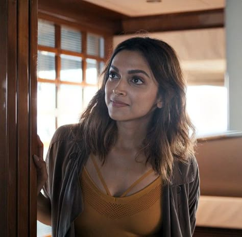 Deepika Padukone Gehraiyaan, Gehraiyaan Movie, Artis India, Glamping Weddings, Dipika Padukone, Artist Cake, Deepika Padukone Style, Celebrity Casual Outfits, Samantha Photos